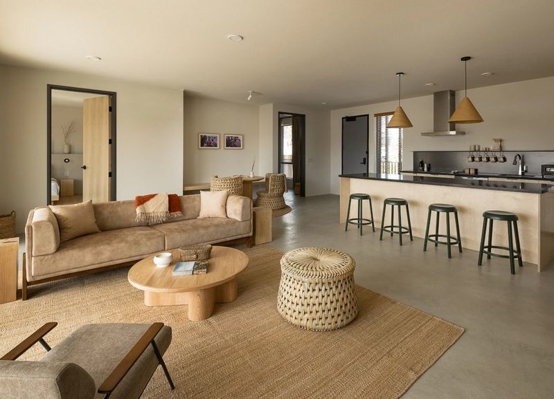 641c55d620b75e2fc4317c24_palm-springs-gallery-7-p-800