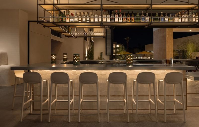 641c571907b6c0eddbc7037a_palm-springs-gallery--11-p-800